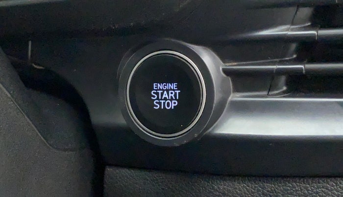 2020 Hyundai NEW I20 ASTA 1.2 AT, Petrol, Automatic, 34,580 km, Keyless Start/ Stop Button