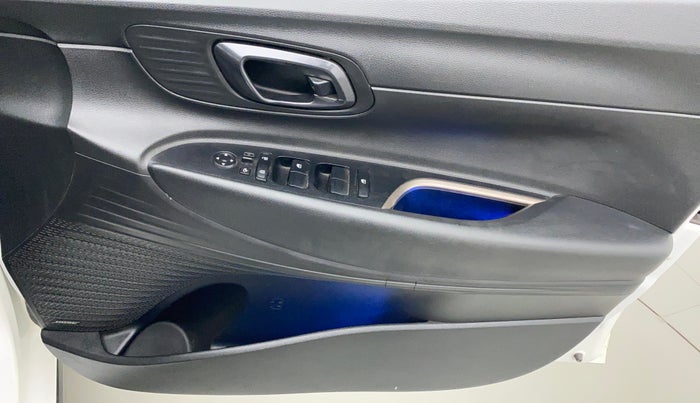 2020 Hyundai NEW I20 ASTA 1.2 AT, Petrol, Automatic, 34,580 km, Driver Side Door Panels Control
