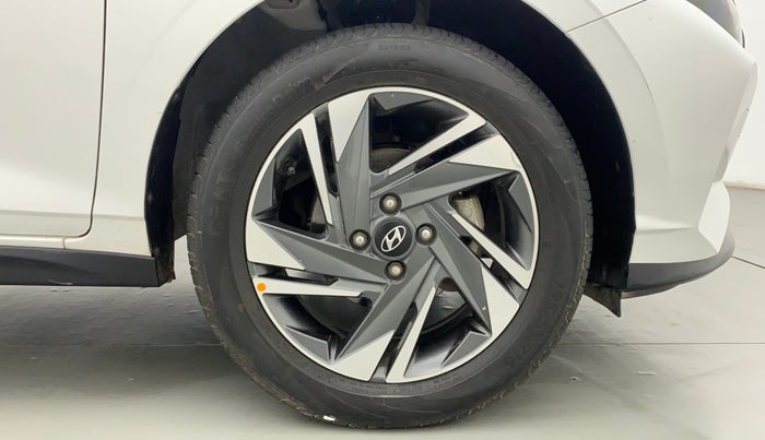 2020 Hyundai NEW I20 ASTA 1.2 AT, Petrol, Automatic, 34,580 km, Right Front Wheel