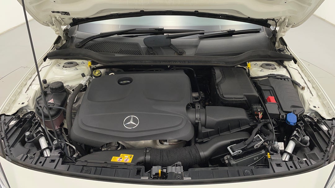 Open Bonnet (Engine)