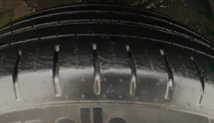 2018 Maruti Baleno ZETA PETROL 1.2, Petrol, Manual, 19,499 km, Right Front Tyre Tread