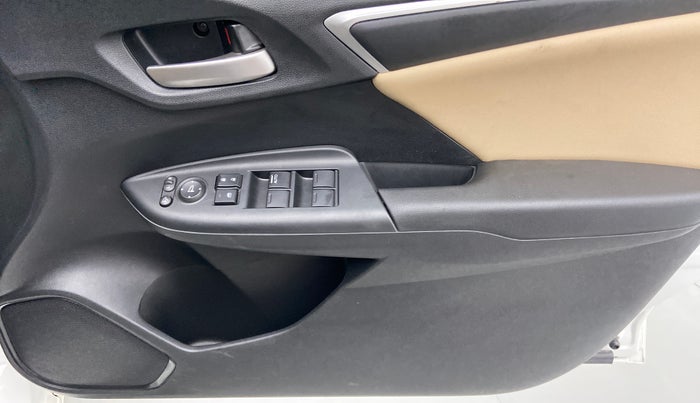 2021 Honda Jazz 1.2 ZX MT, Petrol, Manual, 5,870 km, Driver Side Door Panels Control