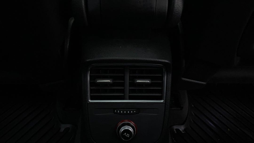 Rear A/C Vent