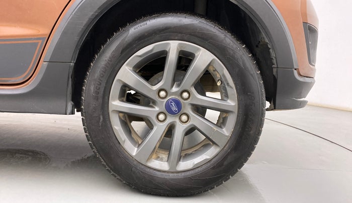 2019 Ford FREESTYLE TITANIUM PLUS 1.2 PETROL, Petrol, Manual, 76,256 km, Left Rear Wheel