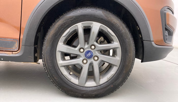 2019 Ford FREESTYLE TITANIUM PLUS 1.2 PETROL, Petrol, Manual, 76,256 km, Right Front Wheel