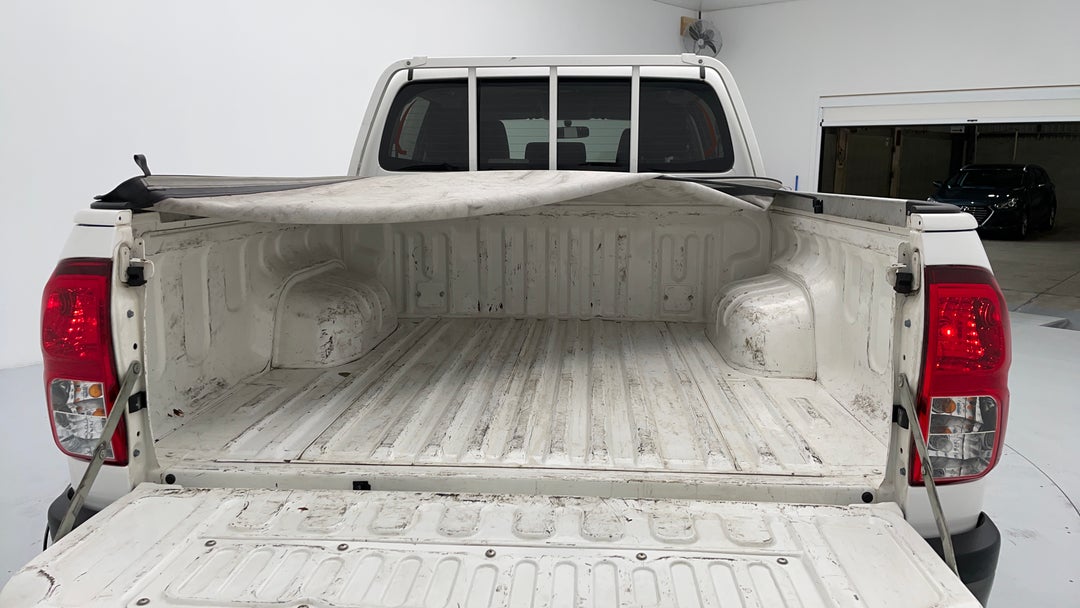 2017 Toyota Hilux Sr Hi-rider, Automatic, 98988 km, Boot Inside View