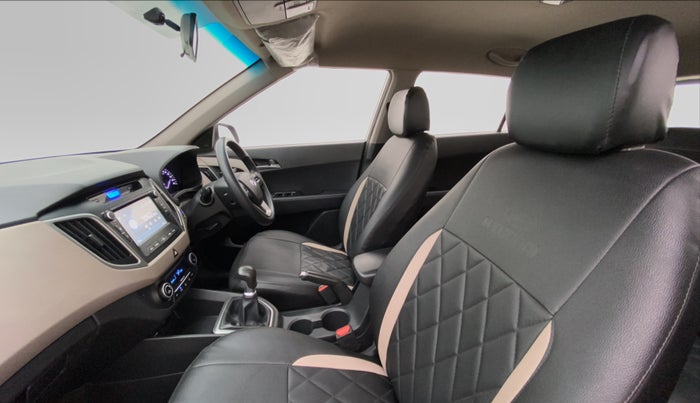 2016 Hyundai Creta 1.6 SX PLUS PETROL, Petrol, Manual, 34,087 km, Right Side Front Door Cabin View
