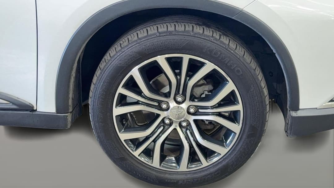 2016 Mitsubishi Outlander Ls (4x4), Automatic, 93604 km, Right Front Wheel