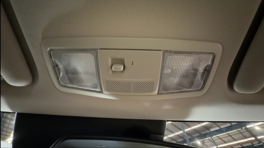 2016 Mitsubishi Outlander Ls (4x4), Automatic, 93604 km, On-Roof Controls/Sunglass holder