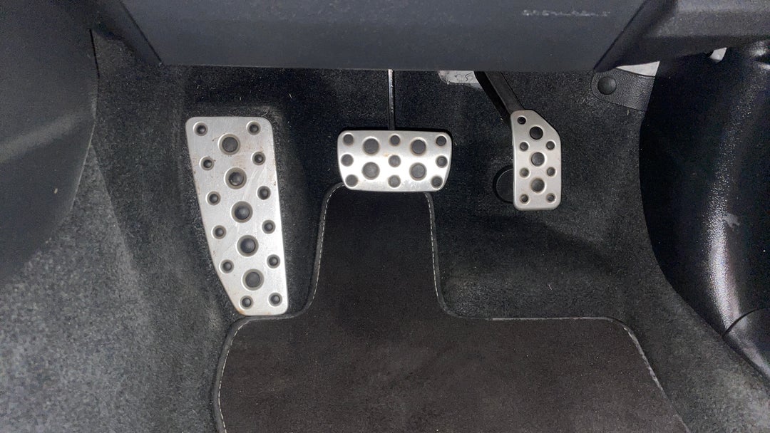 Pedals and Footmat