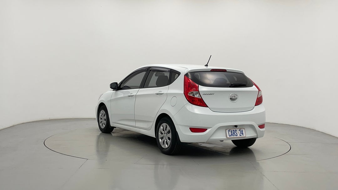 Left Back Diagonal (45- Degree) View