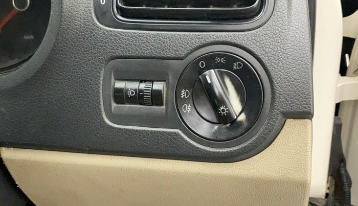 2011 Volkswagen Polo TRENDLINE 1.2L PETROL, Petrol, Manual, 61,229 km, Dashboard - Headlight height adjustment not working