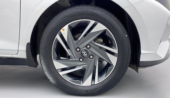 2020 Hyundai NEW I20 ASTA (O) 1.5 CRDI MT, Diesel, Manual, 21,125 km, Right Front Wheel
