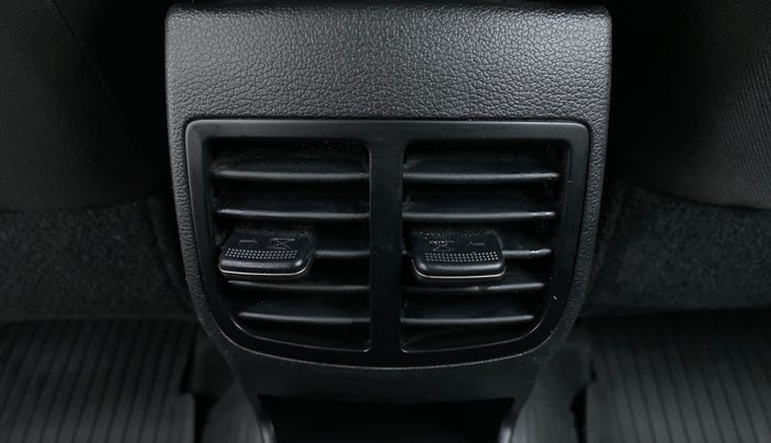 2020 Hyundai NEW I20 ASTA (O) 1.5 CRDI MT, Diesel, Manual, 21,125 km, Rear AC Vents