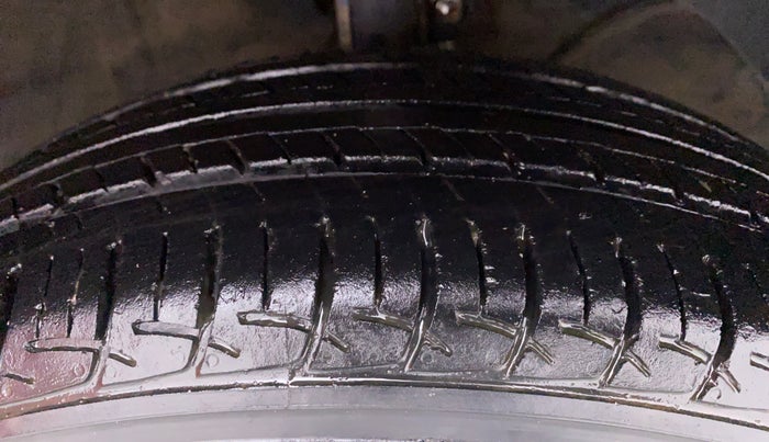 2017 Maruti Baleno SIGMA 1.2 K12, Petrol, Manual, 20,970 km, Right Front Tyre Tread