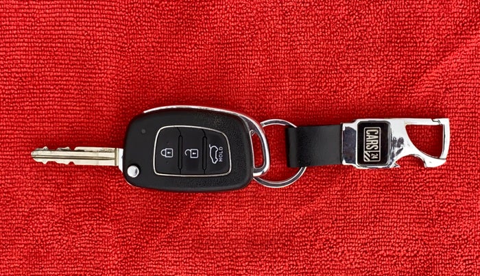 2017 Hyundai i20 Active 1.2 S, Petrol, Manual, 19,119 km, Key Close Up