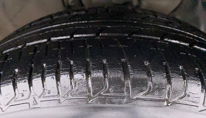 2017 Hyundai i20 Active 1.2 S, Petrol, Manual, 19,119 km, Right Front Tyre Tread