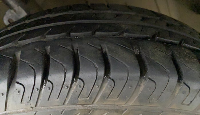 2018 Datsun Go Plus T, Petrol, Manual, 47,787 km, Left Front Tyre Tread