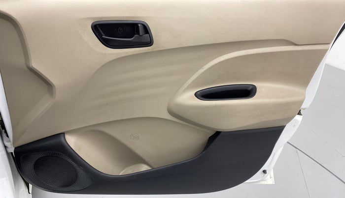 2020 Hyundai NEW SANTRO 1.1 MAGNA CNG MT, CNG, Manual, 61,770 km, Driver Side Door Panels Control