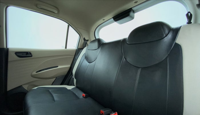 2020 Hyundai NEW SANTRO 1.1 MAGNA CNG MT, CNG, Manual, 61,770 km, Right Side Rear Door Cabin