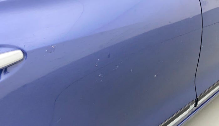 2019 Maruti Dzire VXI, Petrol, Manual, 18,628 km, Right rear door - Minor scratches