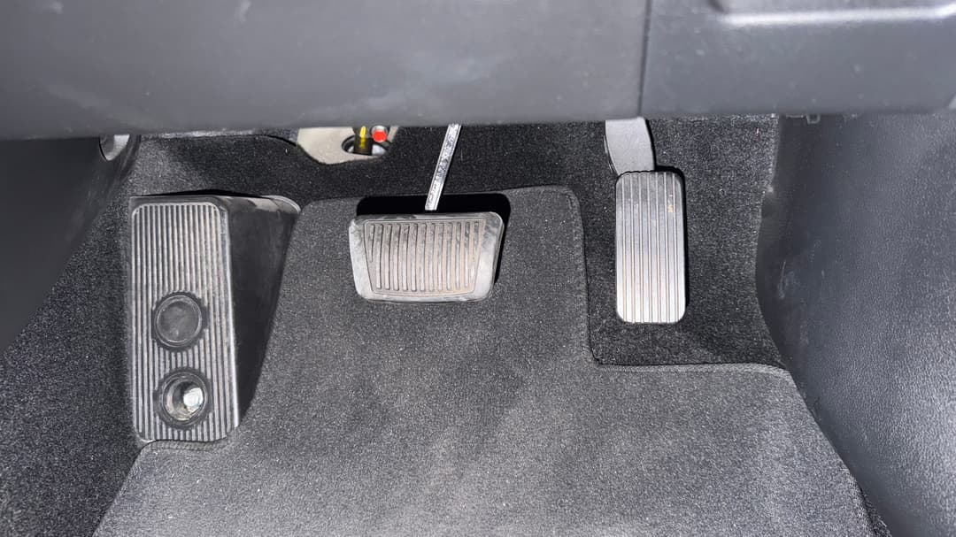 2024 Hyundai Kona Premium, Automatic, 45931 km, Pedals and Footmat