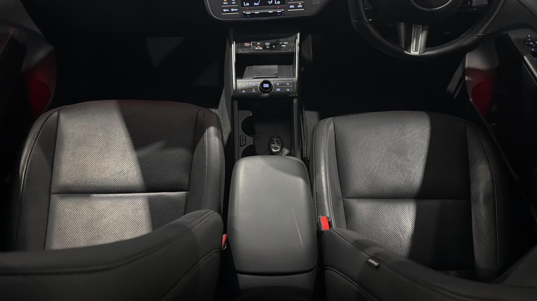 2024 Hyundai Kona Premium, Automatic, 45931 km, Center Console