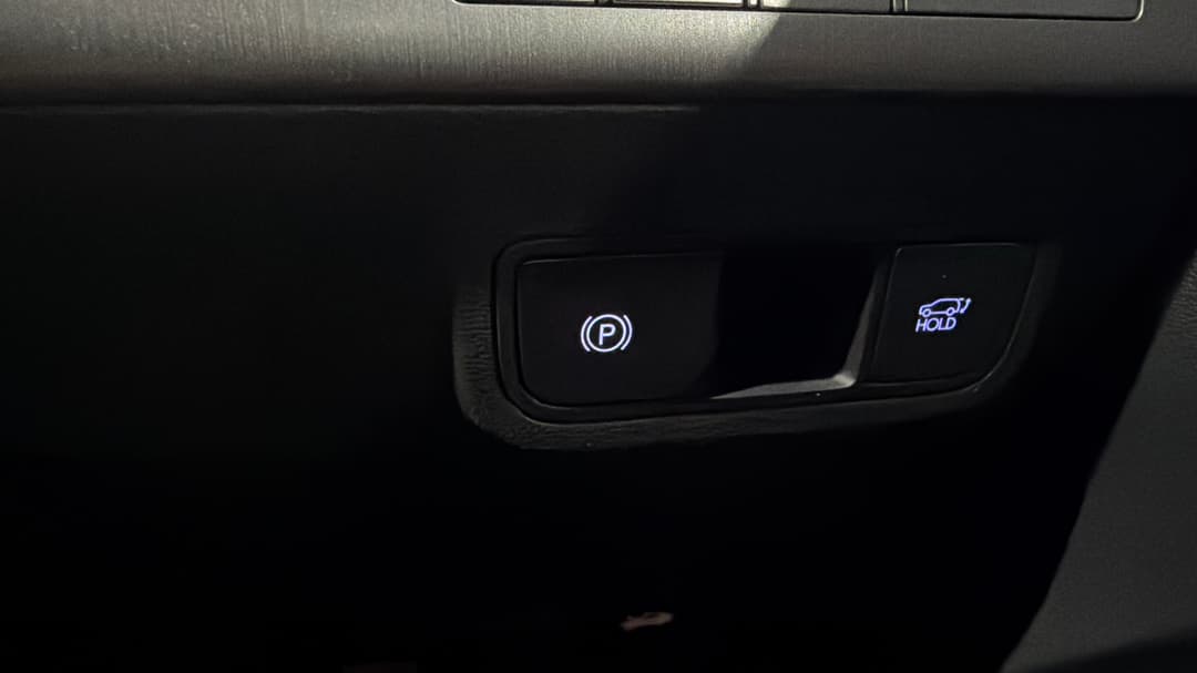 2024 Hyundai Kona Premium, Automatic, 45931 km, Handbrake