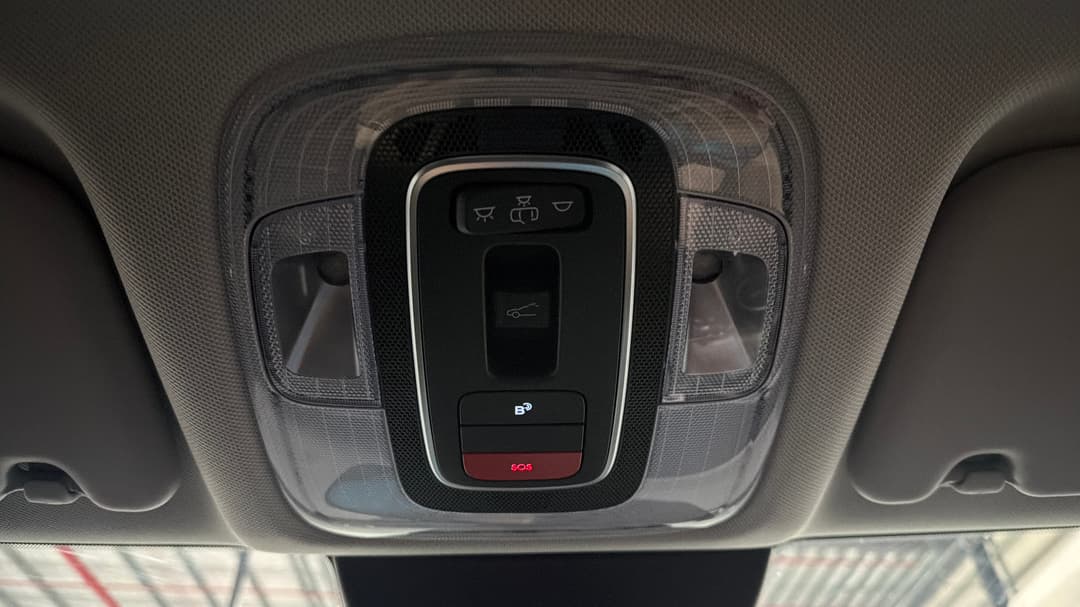 2024 Hyundai Kona Premium, Automatic, 45931 km, On-Roof Controls/Sunglass holder