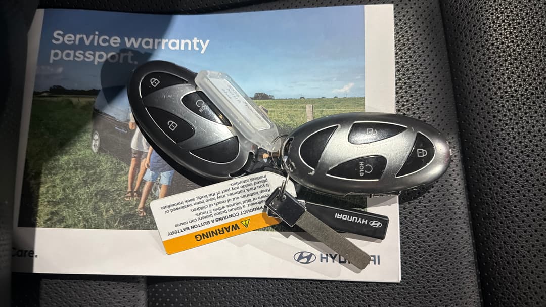 2024 Hyundai Kona Premium, Automatic, 45931 km, Key Close-up