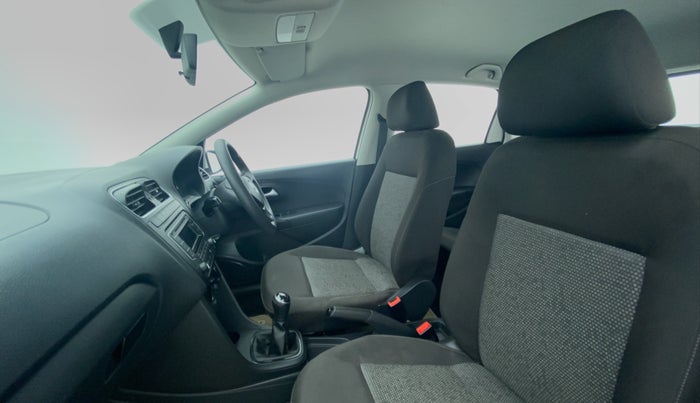 2018 Volkswagen Polo COMFORTLINE 1.0 PETROL, Petrol, Manual, 16,969 km, Right Side Front Door Cabin View