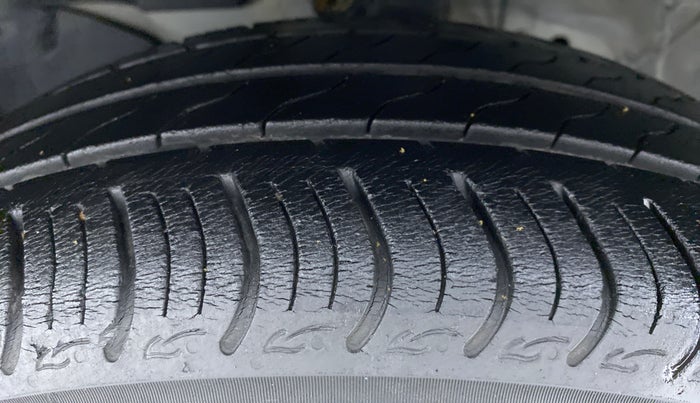 2018 Honda Amaze 1.2 VXMT I VTEC, Petrol, Manual, 13,369 km, Left Front Tyre Tread