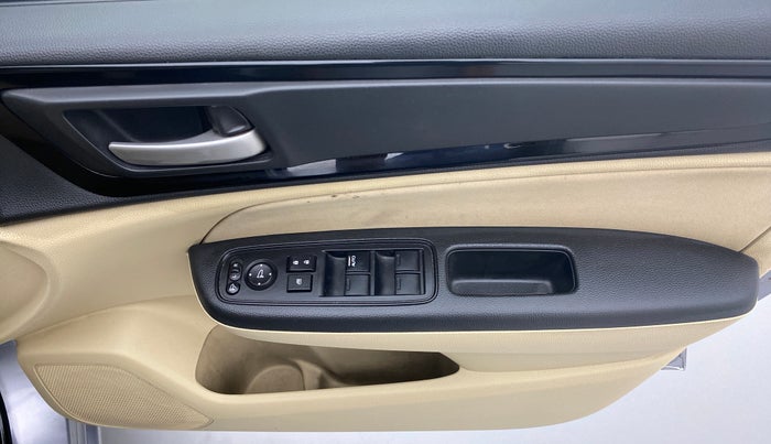 2018 Honda Amaze 1.2 VXMT I VTEC, Petrol, Manual, 13,369 km, Driver Side Door Panels Control