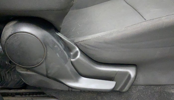 2017 Maruti IGNIS ZETA 1.2 AMT, Petrol, Automatic, 59,293 km, Driver Side Adjustment Panel