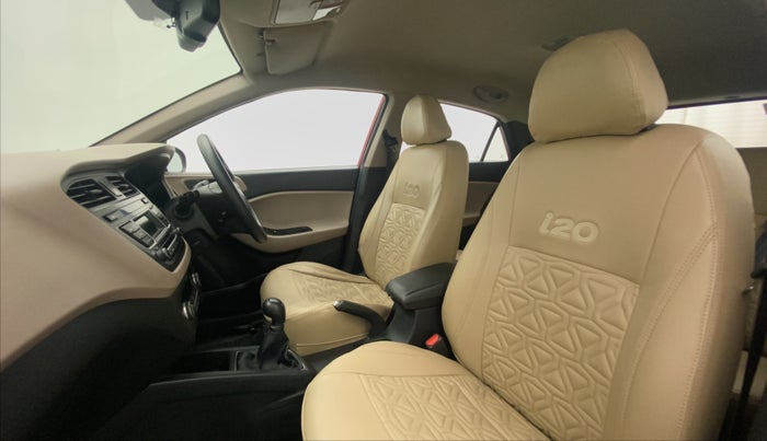 2016 Hyundai Elite i20 SPORTZ 1.2, Petrol, Manual, 32,748 km, Right Side Front Door Cabin