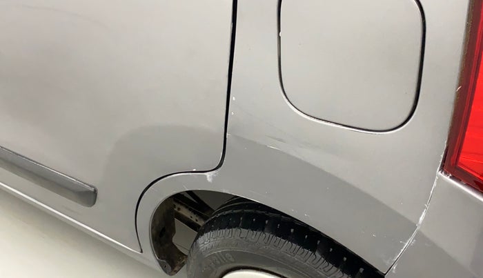 2017 Maruti Wagon R 1.0 LXI CNG, CNG, Manual, 55,367 km, Left quarter panel - Minor scratches