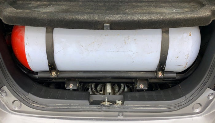 2017 Maruti Wagon R 1.0 LXI CNG, CNG, Manual, 55,367 km, Boot Inside
