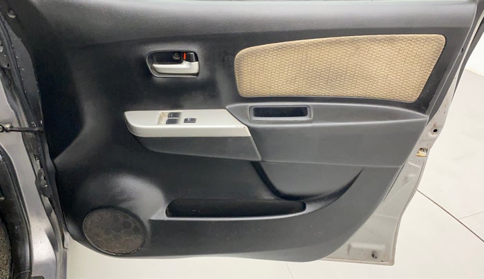 2017 Maruti Wagon R 1.0 LXI CNG, CNG, Manual, 55,367 km, Driver Side Door Panels Control