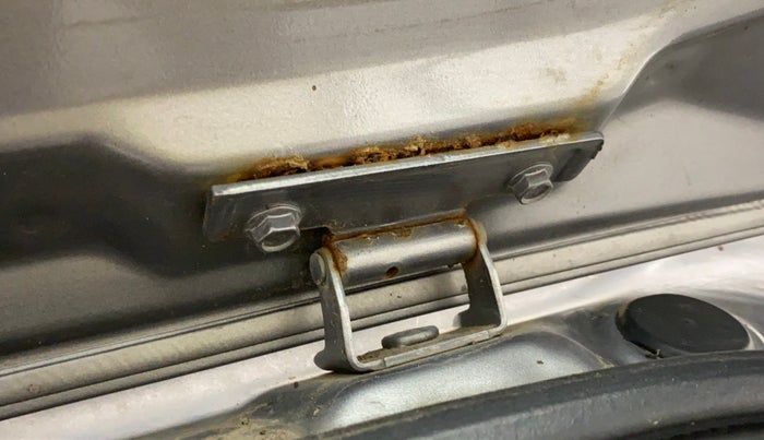 2017 Maruti Wagon R 1.0 LXI CNG, CNG, Manual, 55,367 km, Dicky (Boot door) - Slightly rusted