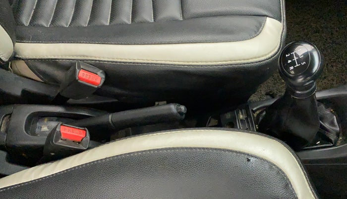 2017 Maruti Wagon R 1.0 LXI CNG, CNG, Manual, 55,367 km, Gear Lever