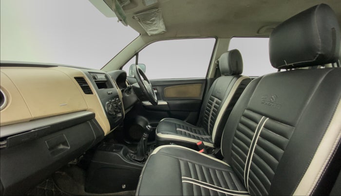2017 Maruti Wagon R 1.0 LXI CNG, CNG, Manual, 55,367 km, Right Side Front Door Cabin