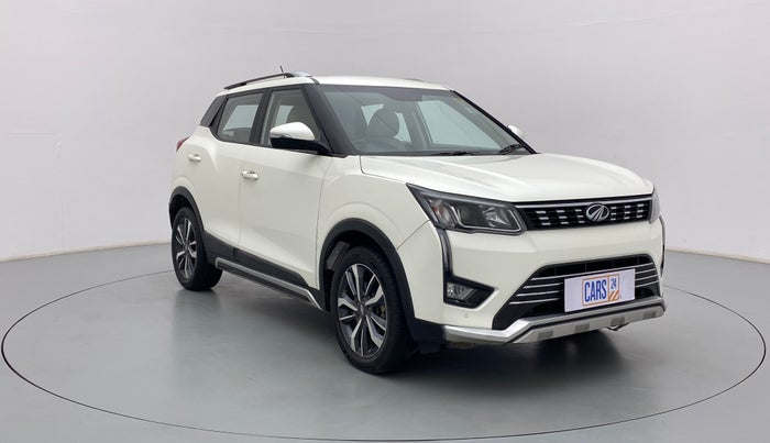 2019 Mahindra XUV300 W8 (O) DIESEL  AT, Diesel, Automatic, 54,795 km, Right Front Diagonal