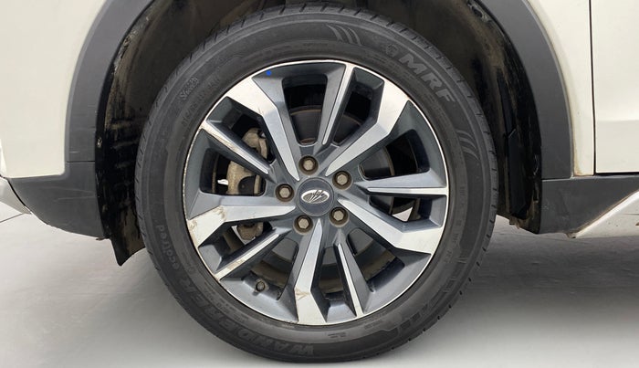 2019 Mahindra XUV300 W8 (O) DIESEL  AT, Diesel, Automatic, 54,795 km, Left Front Wheel