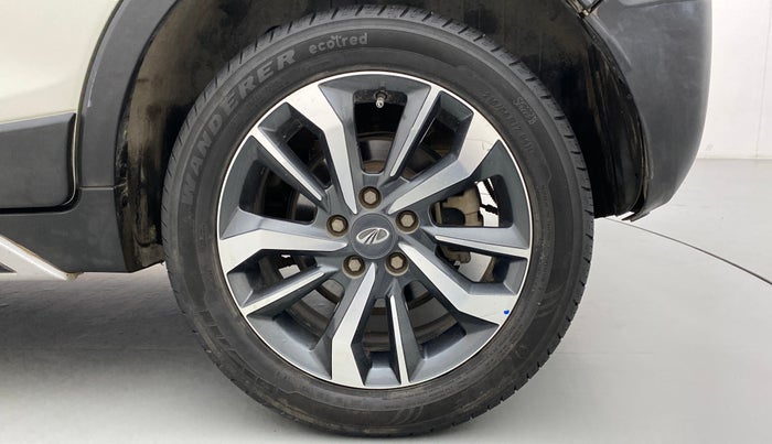 2019 Mahindra XUV300 W8 (O) DIESEL  AT, Diesel, Automatic, 54,795 km, Left Rear Wheel