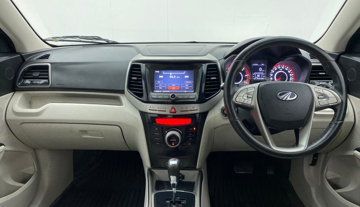 2019 Mahindra XUV300 W8 (O) DIESEL  AT, Diesel, Automatic, 54,795 km, Dashboard