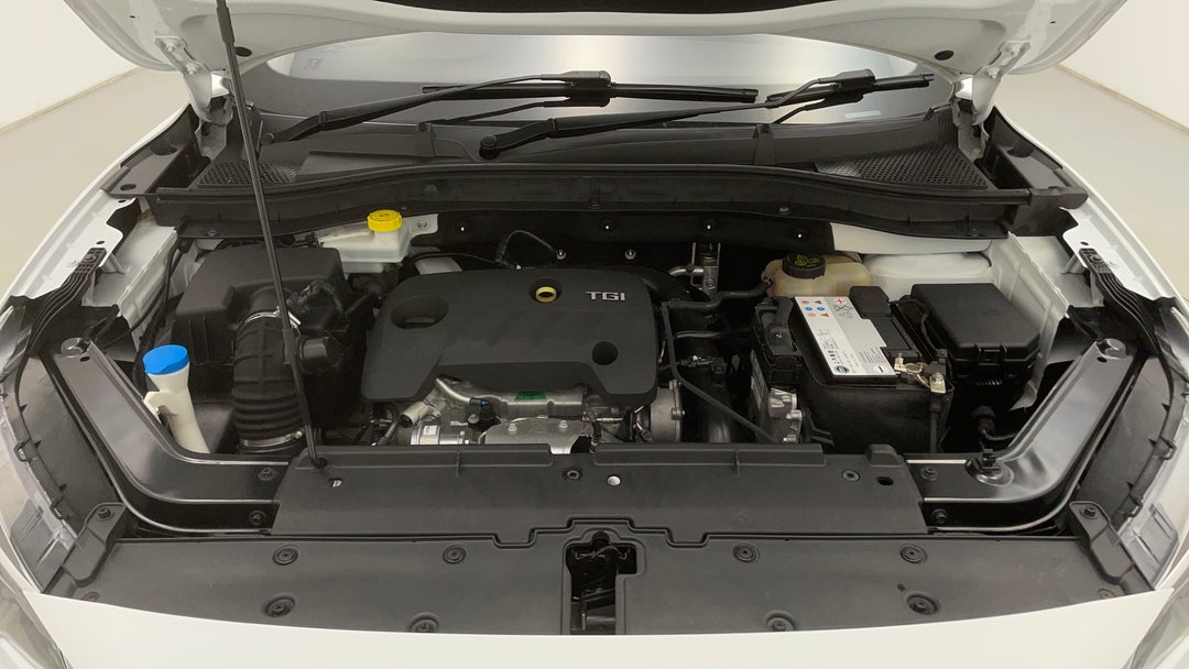 Open Bonnet (Engine)