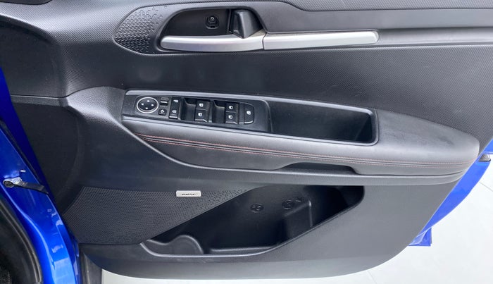2020 KIA SONET GTX + 1.0 IMT, Petrol, Manual, 21,016 km, Driver Side Door Panels Control