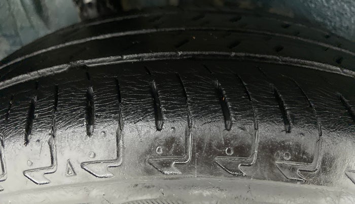 2017 Maruti IGNIS ZETA 1.2 K12, Petrol, Manual, 36,130 km, Right Rear Tyre Tread