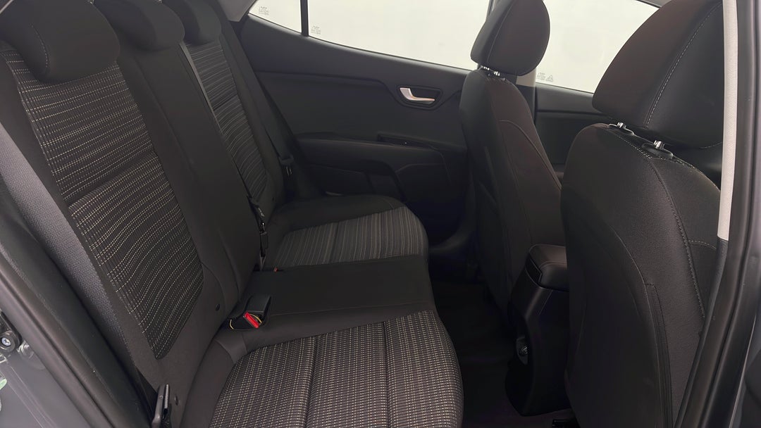 2021 Kia Stonic Sport, Automatic, 15819 km, Right Side Rear Door Cabin View