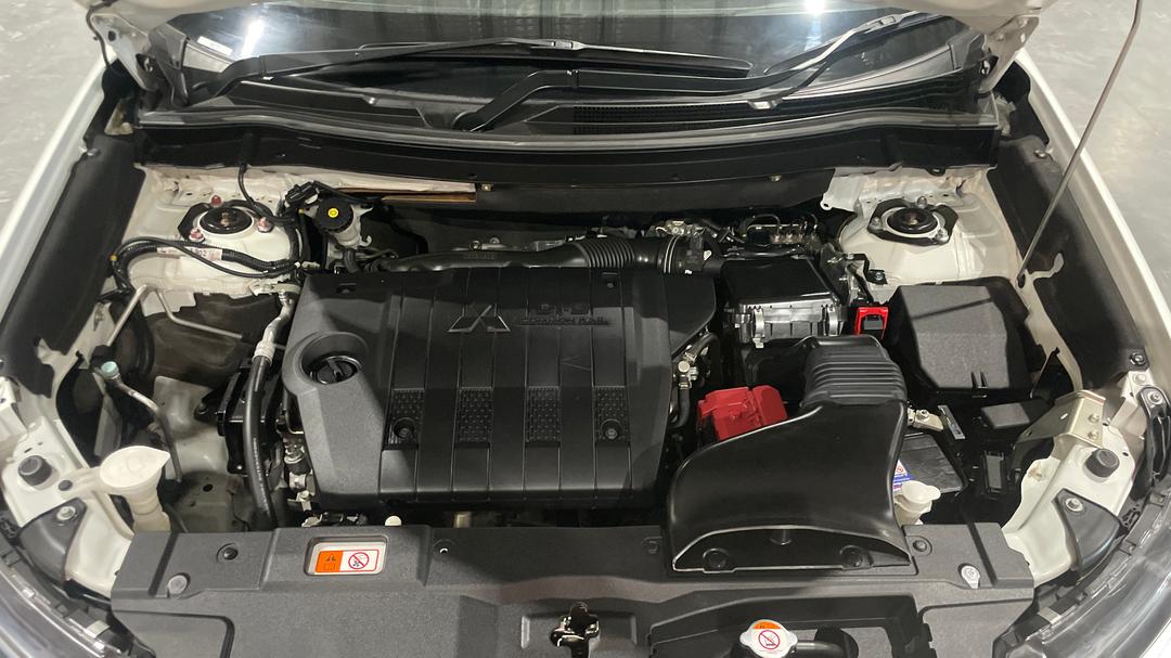 2020 Mitsubishi Outlander Ls 7 Seat (AWD), Automatic, 126791 km, Open Bonnet (Engine)